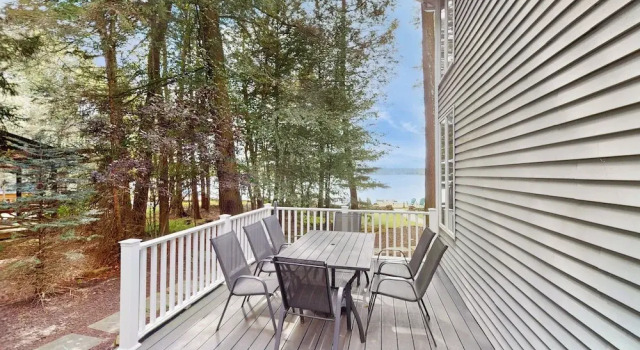 Beach + Dock! Group-friendly Albrightsville Gem, Book Feriehus Sommerhuse i Pennsylvania, Hytte
