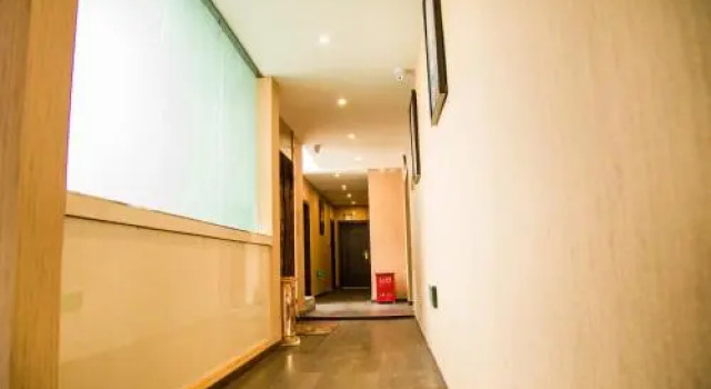 Libo Shuiyunjian Business Hotel