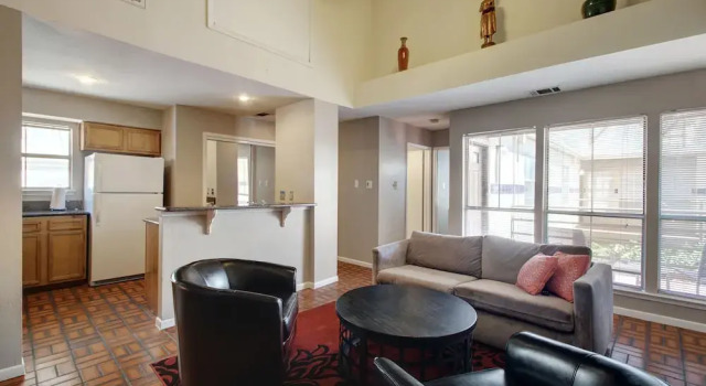 AustinStays 2 Bedroom Downtown Suite