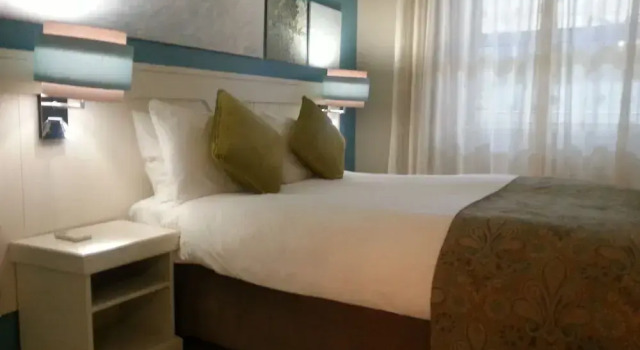 Номер Classic Peermont Metcourt Hotel