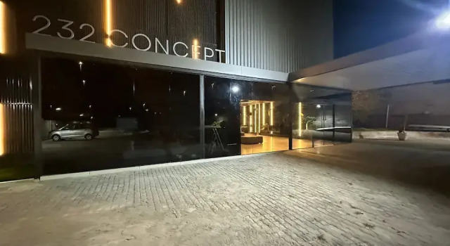 232 Concept Hotel