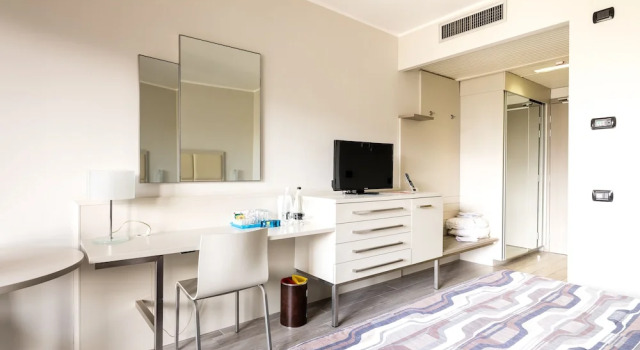 Трёхместный номер Standard Parc Hotel