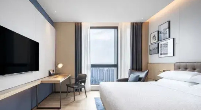 Двухместный номер Superior с видом на город Four Points by Sheraton Guangzhou Bai’e Tan