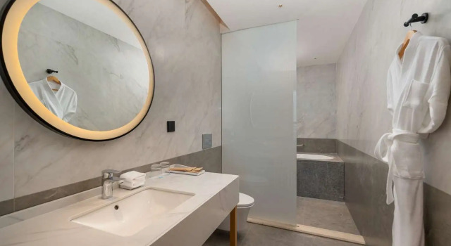 Люкс Hilton Garden Inn Danzhou Yangpu