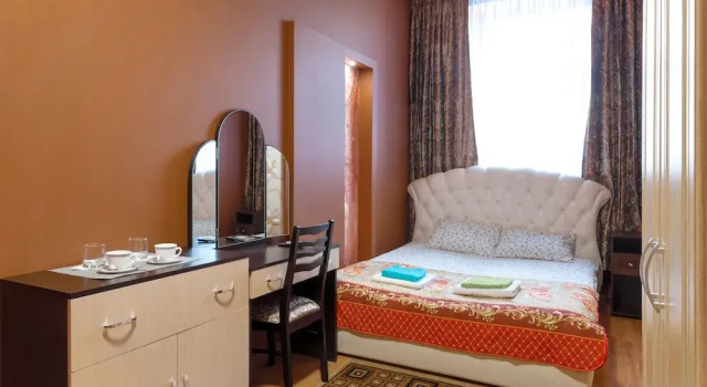 Solotel Mini-hotel, Boek Hotel Tverskoy , in de buurt van Russian State Library