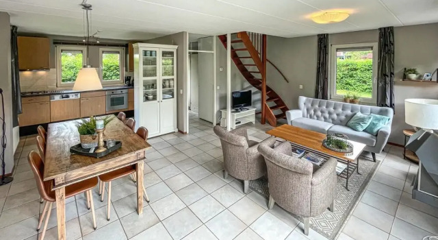Beautiful Home in Sint Nicolaasga With Wifi and 3 Bedrooms, Prenota Hotel Hotel a Frisia con parcheggio, Parcheggio
