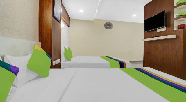 Двухместный номер Premium Treebo Darwesh Residency - 500m from Railway Station