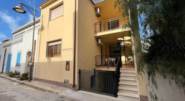 Casa Amodei 2 a Pochi Passi dal Mare