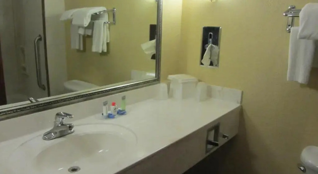 Номер Standard Comfort Suites Laredo - Nuevo Laredo