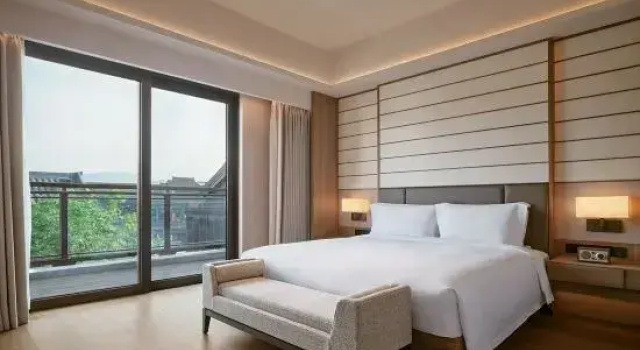 Люкс с красивым видом из окна TIANTAIXIYEHOTEL