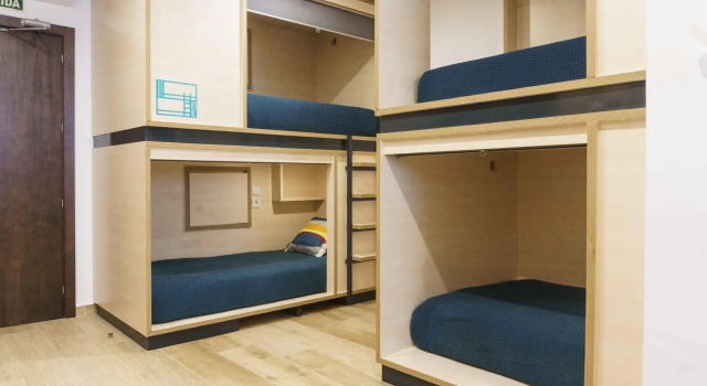 Капсула TAKE Hostel Conil