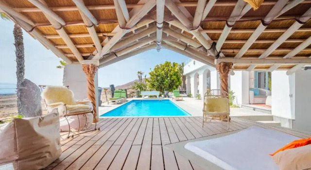Вилла Villa Palacio and Yurt - 2 Pools - Hot Tub - Fantastic Sea Views