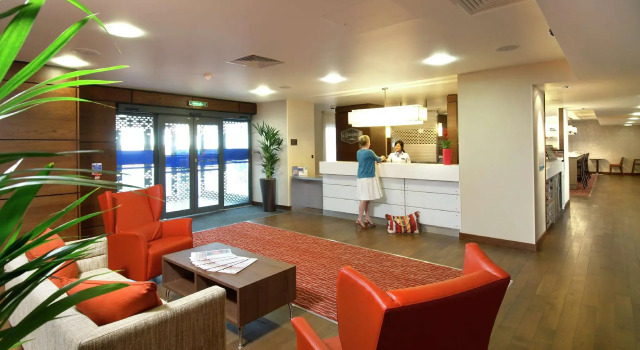 Hampton Inn Corby United Kingdom, Reservar Hotel Corby Northamptonshire County