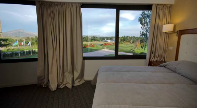 Люкс Days Inn by Wyndham Sierra de la Ventana