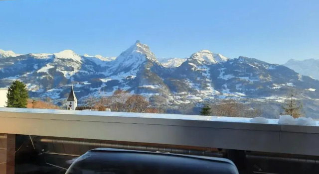 Апартаменты Large Apartment 8beds great for family and friends, Mountain View