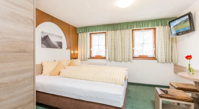 Altes Holzhaus, Prenota Hotel Sölden Ötztal