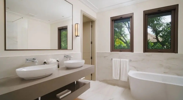 Вилла с 5 комнатами Sea Grove House 5 Bedroom Villa
