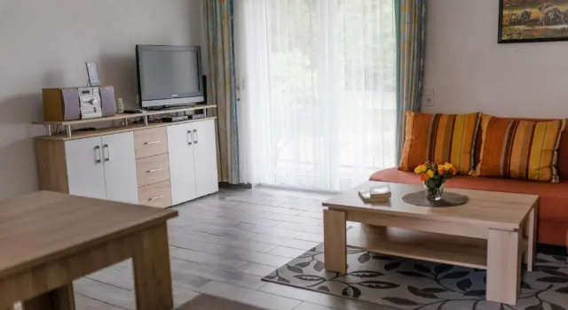 Ferienwohnungen Rijawetz, Забронировать Отель Отели Вертер-Зе с парковкой, Парковка