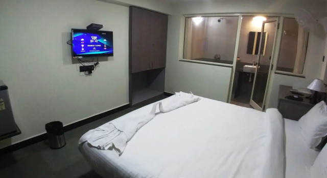 Kay's Riverview Resort, Varaa Lomakeskus 3 tähden hotellit kohteessa Goa, 3*