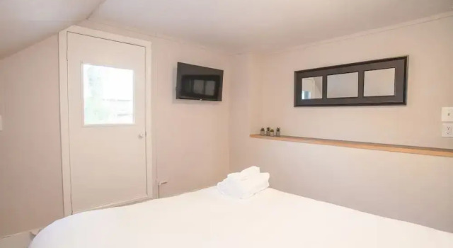 Luxury Collection-4 Bedroom 3 Full-bathroom-boston