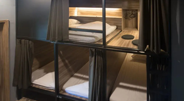 Yor Yak Hostel, Забронировать Хостел Хостелы Бангкока, рядом с Станция наземного метро Krung Thon Buri, Хостел