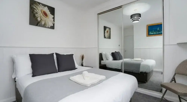 Апартаменты 2-bed Flat, Wishaw, Free Parking, Family-friendly