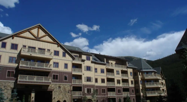 Red Hawk Lodge 2275
