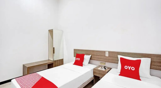 Номер Deluxe Almeira Homestay Syariah Near RS Islam Al-Irsyad Mitra Reddoorz