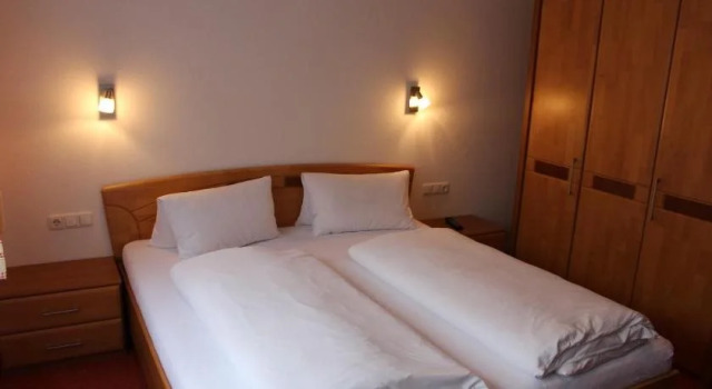 Haus Birgit, Забронировать Отель Отели Петной-ам-Арльберг 3 звезды, 3*