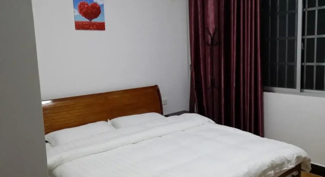 Zhangjiajie Tujia men Theme Inn, Book Hotel Zhangjiajie Hunan