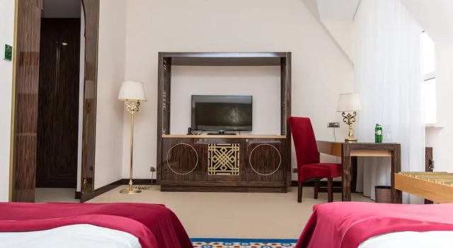 Двухместный номер Standard с балконом и с видом на сад Отель KADORR Hotel Resort & Spa