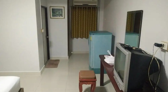 Kiatnakhon Hotel, Забронировать Отель Отели Накхонситхаммарат с бассейном, Бассейн