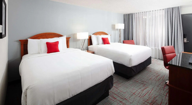 Четырёхместный номер Standard Wyndham Garden Columbia-Ft Jackson