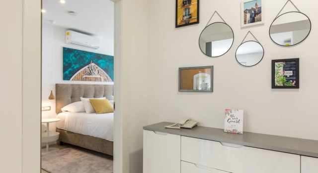 Lux Private Guest Suite Superb Location, Prenota Affittacamere Splitska 