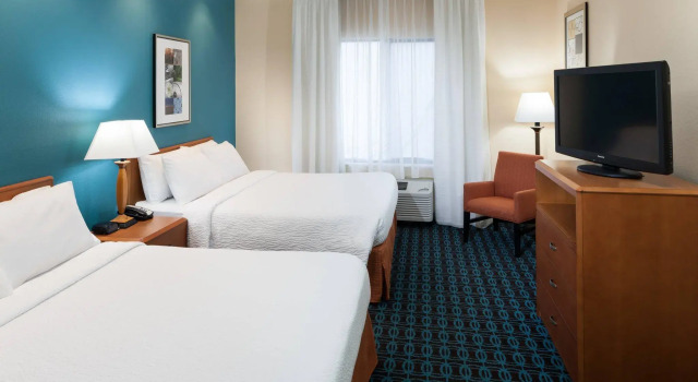 Четырёхместный люкс Fairfield by Marriott Ruston