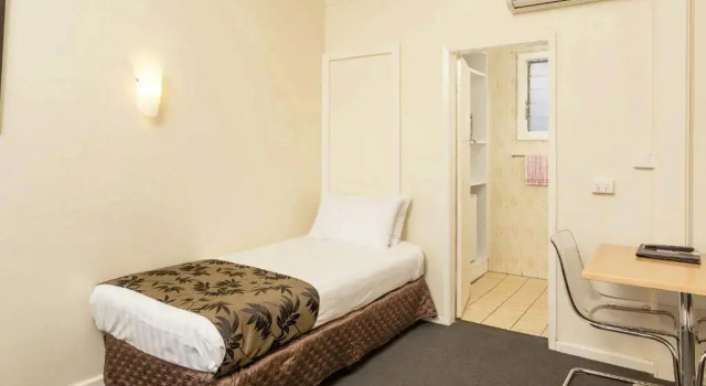 Апартаменты Superior The Club Motel and Apartments