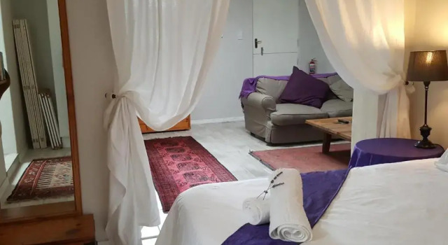 Hedgehog Hollow, Rezervovat Hotel Walmer 