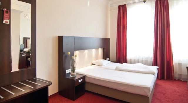 Двухместный номер Standard Garner Hotel Hamburg - Graf Moltke by IHG