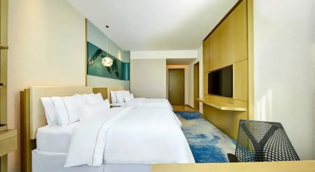 Четырёхместный номер Standard с видом на город The Westin Qingdao West Coast