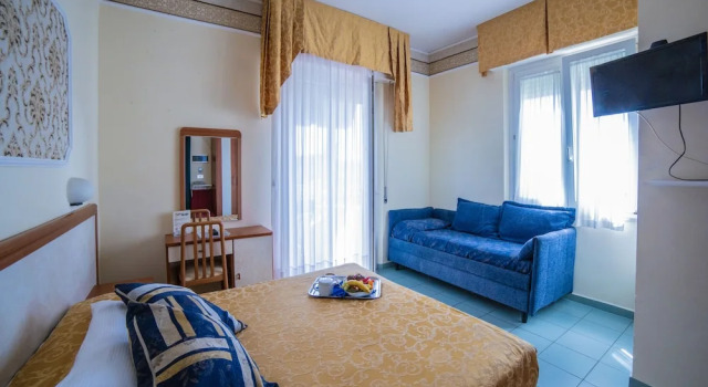 Номер Comfort Hotel River fronte mare con piscina