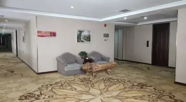 Wengniu Teqi Runhai Hotel, Book Hotel Wudan Inner Mongolia