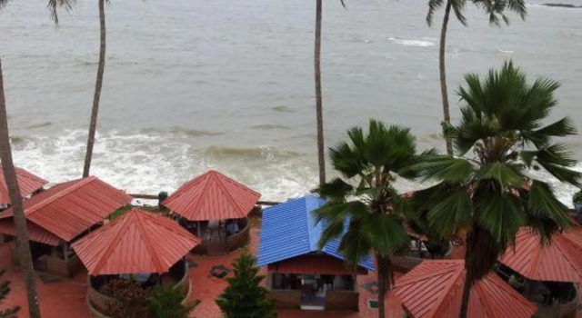 Hotel Victoria, Prenota Hotel Thalassery India