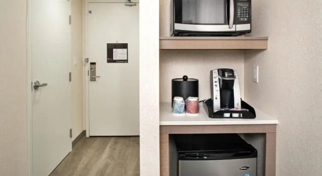 Полулюкс Hilton Garden Inn Toronto-Oakville