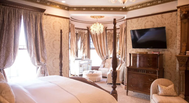 Baker House Hotel, Забронировать Отель Отели Лейк-Дженива с парковкой, рядом с Винодельня Studio Winery, Парковка