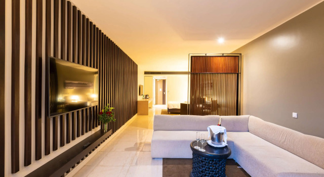 Suite Júnior varanda e com vista para o mar Noom Hotel Dakar Sea Plaza, a member of Radisson Individuals