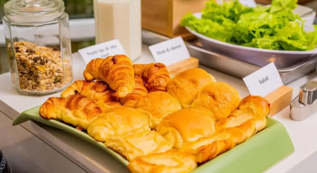 Семейный номер Standard Hoi An Merrily De Art Hotel