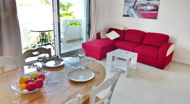 Апартаменты c 1 комнатой Apartments Curicta 1
