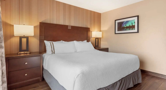 Двухместный номер Standard с балконом Best Western Plus Superior Inn & Suites