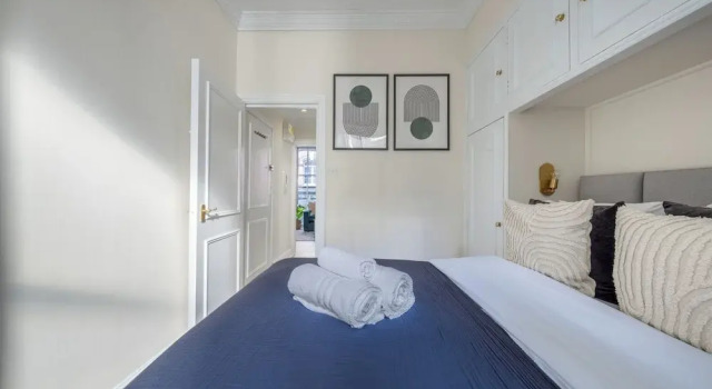 Charming 1BR Near Soho & Theatres