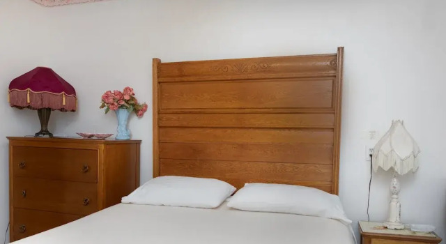 Люкс c 1 комнатой с видом на город Antoinette's Apartments & Suites